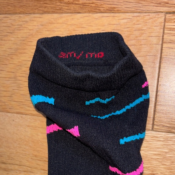 Pro Compression Socks - Picture 2 of 3